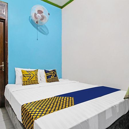 Spot On 91911 Rejeki Homestay Syariah Malioboro Jogjakarta Buitenkant foto