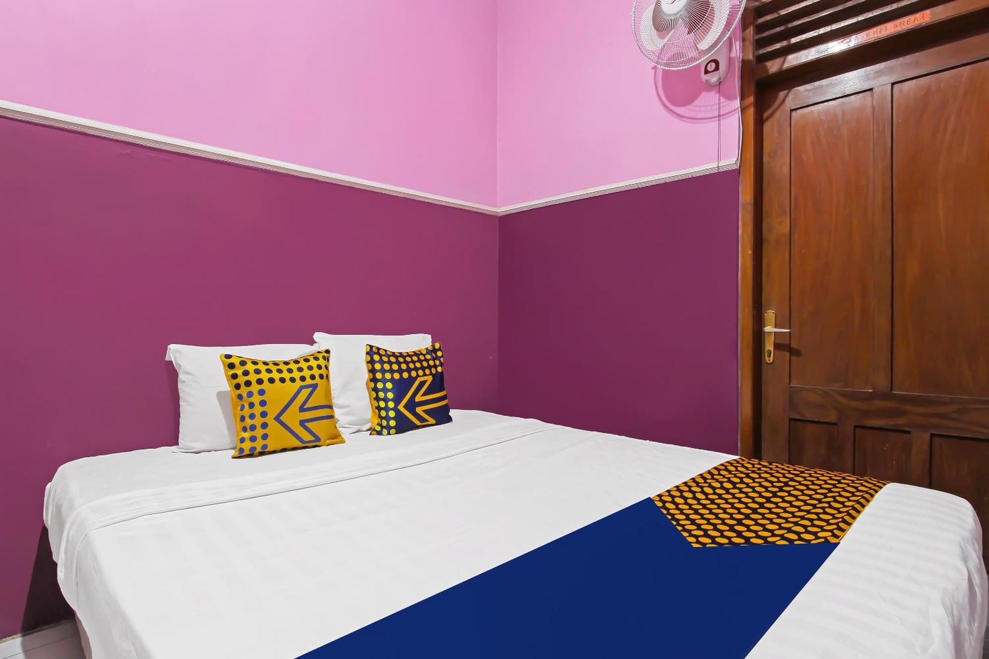 Spot On 91911 Rejeki Homestay Syariah Malioboro Jogjakarta Buitenkant foto